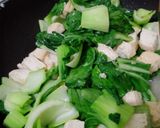 Foto langkah ke 4 dari resep Ca Pokcoy Tahu Putih.