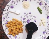 A picture of step 1 of Humus Dip.