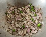 A picture of step 2 of Parwal Aloo Sabji.