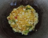 Foto langkah ke 2 dari resep Telur Dadar Tahu.