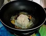 A picture of step 5 of Chicken Rezala.