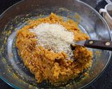 Foto del paso 2 de la receta: Hamburguesas de garbanzos y calabaza sin TACC