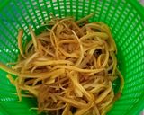 รูปขั้นตอนการทำที่ 1 ของ ผัดเผ็ดปลาดุกทอดกรอบ(เจ)