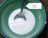 A picture of step 1 of Rose Mahalabiya.