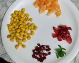 A picture of step 1 of Chana/Chickpeas Salad (for kids).
