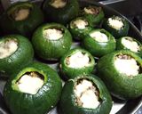 Foto del paso 4 de la receta: Zapallitos rellenos!!