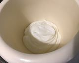Une image de l'étape 6 de Charlotte aux figues, brousse et fromage blanc.
