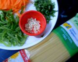 A picture of step 1 of Quick Vegetable Spaghetti.