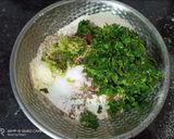 A picture of step 3 of Lauki Thepla.