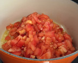 Foto del paso 3 de la receta: Bonito en salsa de tomate natural con quinoa