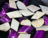 Foto langkah ke 1 dari resep Tumis Terong Kecap.