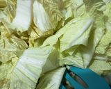 Foto langkah ke 2 dari resep Tumis Sawi Putih Dan Tauge.