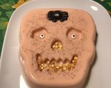 Une image de l'étape 9 de Entremets skull vanille et pralines roses.