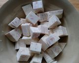 Hình bước làm 1 của món Chè khoai môn bột báng