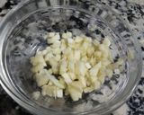 A picture of step 2 of Esgarraet or Bacalao Espencat.