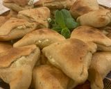 صورة لخطوة 6 من وصفة معجنات بالجبنة والنعناع