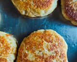 A picture of step 4 of Aloo tikki.