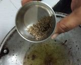 A picture of step 2 of Whole Onions Sabji.