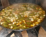 Foto del paso 3 de la receta: Paella valenciana a leña