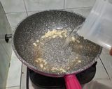 Foto langkah ke 2 dari resep Kuah Bening Sawi Putih Gurih.