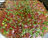 A picture of step 4 of Hot n sour soup.
