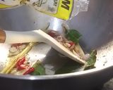 Foto langkah ke 2 dari resep Nasi Bakar Tongkol Kulit Buah Naga.
