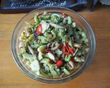 Foto langkah ke 4 dari resep Oseng Pare Teri Pedas.