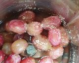 A picture of step 4 of Ginger Grape Shots.