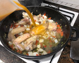 Foto del paso 3 de la receta: Paella de gamba roja pollo y sepia