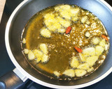 Foto del paso 3 de la receta: Rotja a la espalda con salsa Donostiarra