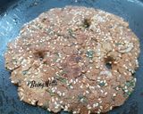 A picture of step 4 of Bhajani Thalipeeth.