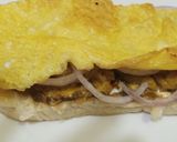 A picture of step 5 of Egg burger.