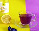 Foto langkah ke 4 dari resep Teh Bunga Telang Lemon 🍋.