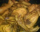 Foto langkah ke 2 dari resep Ayam Goreng Kuning simple.