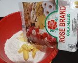 Foto langkah ke 4 dari resep Bolen Pisang Lembap.