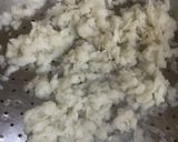 A picture of step 1 of Gujrati Batata Poha.
