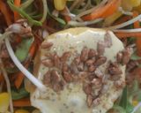รูปขั้นตอนการทำที่ 4 ของ สลัดครีมเสาวรส/Passion Fruit Salad Dressing with Passion Seeds