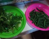 Foto langkah ke 4 dari resep Patin Kemangi Kuah Kuning.