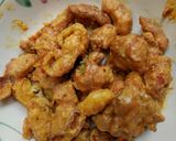 Foto langkah ke 6 dari resep Chicken 'knorr' salted egg.