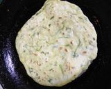 A picture of step 3 of Paneer Thepla.