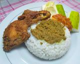 Foto langkah ke 7 dari resep Bebek Goreng Bumbu Rempah ala Bebek Madura.