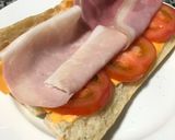Hình bước làm 3 của món Bánh Mì Double Cheese Siêu Nhanh Với Thịt Nguội