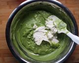 Foto langkah ke 8 dari resep Matcha Greentea Mousse with Chia Seed.
