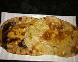 A picture of step 9 of Butter paneer korma ki sabji with crispy roti.