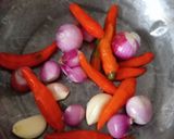 Foto langkah ke 3 dari resep Tumis Jamur Grigit.