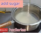 A picture of step 1 of Punjabi suji halwa.
