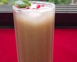 A picture of step 3 of Cucumber pomegranate punch.