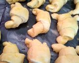 Foto del paso 3 de la receta: Medialunas de manteca