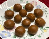 A picture of step 9 of Besan Ladoo.