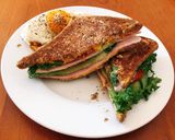 Hình bước làm 2 của món Double cheese 🧀 sandwich 🥪